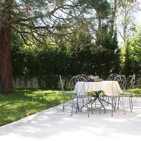 Holiday home Le De Chateau De Grenier Saint-Leger (Lot-et-Garonne)